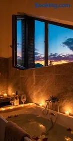 Artizan Chalet - Image 2