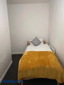 Superb Lime Guest House - Image 2