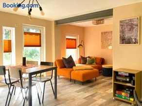 Bungalow 314 - Image 2