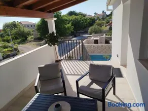 Villa Petra 2 Bedroom Apartments - Image 5