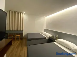 Espineli's - Image 3
