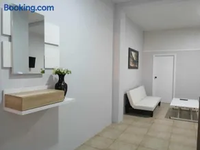 Planta baja con gran terraza de 2 a 4 habitaciones - Image 2