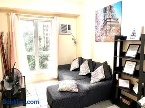 The Rochester Parklane Condominium - Image 2