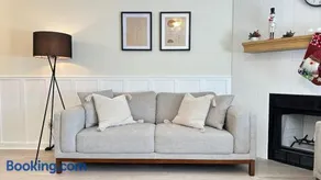 Entirely Remodeled Townhouse Excellent Location - Image 1