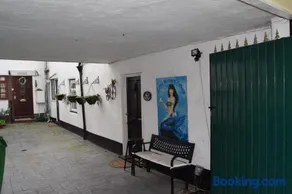 Little Mermaid Cottage - Image 3