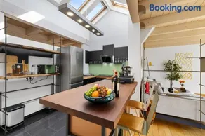 Svyvo Cologne-Esch Design Apartment - Image 3