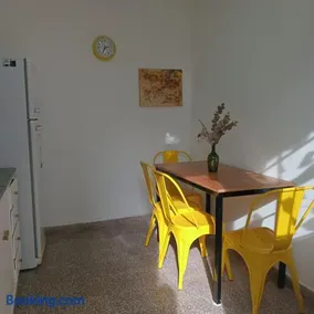 Una casita en la loma - Image 1