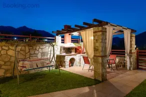 Antigone View Apartments - Image 1