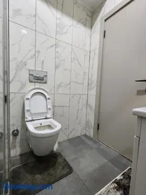 Spacious 3-Bedroom Apartment 2 Minutes Walk to Kingston Beach, Nyali - Image 4