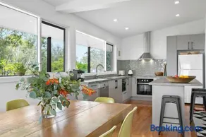 Evans Beach Retreat - Image 2