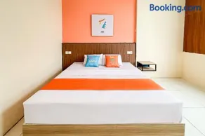 SANS Hotel Guntur Cendana Garut - Image 1