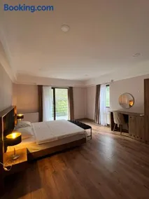 Lileo Inn Hotel - Image 2