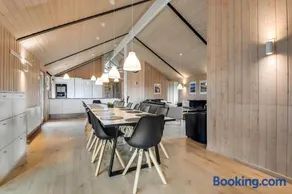 House With Pool, Spa, And Sauna By The Sea - Sj220 - Image 5