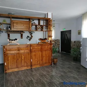 Guesthouse White Margarit - Image 2