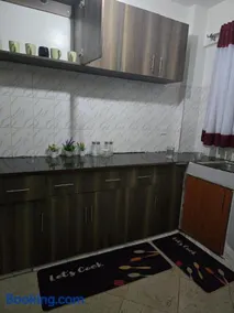 lovely, cozy 2 bedroom apartment - Image 5