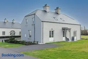 Makeny Cottage at Golf village Lough Erne resort - Image 3
