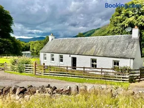 Riverside Cottage, Bridge of Balgie, Glenlyon, Perthshire - Image 1