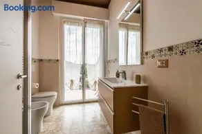 Conero Holiday Home - "Il Girasole" - Image 2