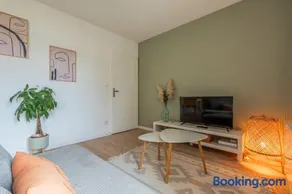 Studio calme avec parking, proche métro - Image 4