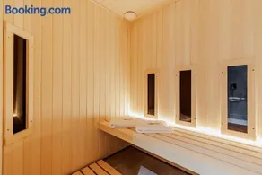 Apartment Emilii Plater - Image 3