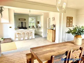 Highview House Norfolk Coast - seaviews, beach, hot tub - Image 4