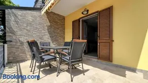 Villa Marlene by Villas Holiday - Image 4
