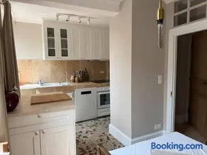 Appartement 1er étage dans maison de maître - Image 4