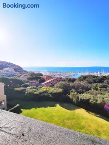 Holiday Homes Marina apartments - Image 2