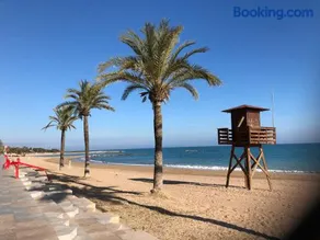 Appartement cosy à 2mn de la plage au centre ville - Image 2