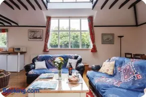 Spout House Studio - Image 4