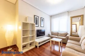 Ria Bilbao Flat - Image 2