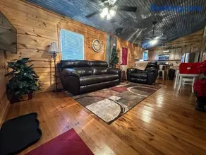 Hillside Hideaway - Image 1