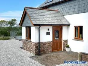 3 Bed in Whitstone oc-l29237 - Image 4