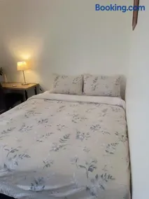 Private Room in Elderslie - Image 3