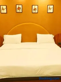 Sky Hotel - Image 1