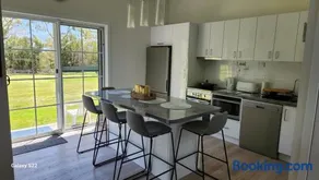 Tranquil Bush Setting Apartment Hobart 2 Bedroom and pet friendly - Image 2