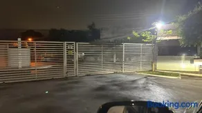 Suíte atrás UFMT - Image 1