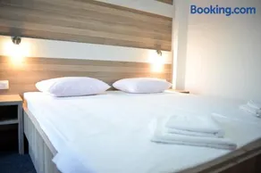 Hotel Rivero A&S - Image 3