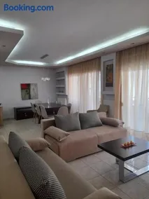 Athina's house by the sea - Image 2