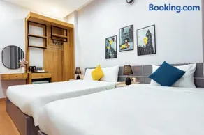 Sunshine Hotel - Image 2