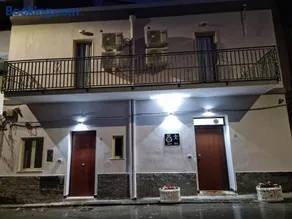 B&B Leon - Image 1
