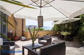 Small Luxury Bed & Breakfast - Image 3
