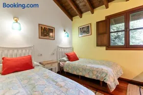 Casa Entrecinas en Collera - Image 3