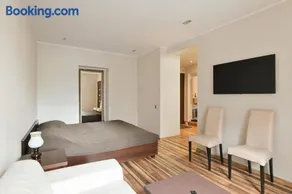 Modern Studio-apartment in the centre - Image 1