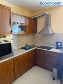Apartment Semiramida garden - Image 4