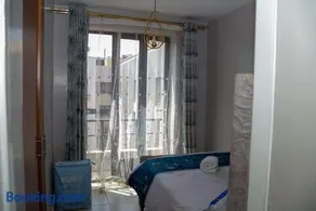 1 Bdr apartment with pool - Image 3