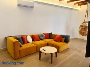 Santa Monica Boutique Apartments - Image 1