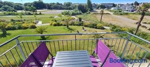 Appartement devant la plage avec piscine - Image 1