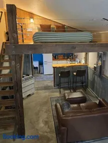 Tiny house & Sauna on Lakefront Farm Oasis - Image 3
