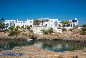 Avlemonas Bay Sea Houses. - Image 5